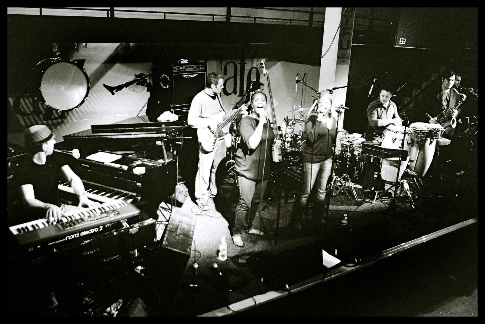The band on stage, B&W (c. 2009)